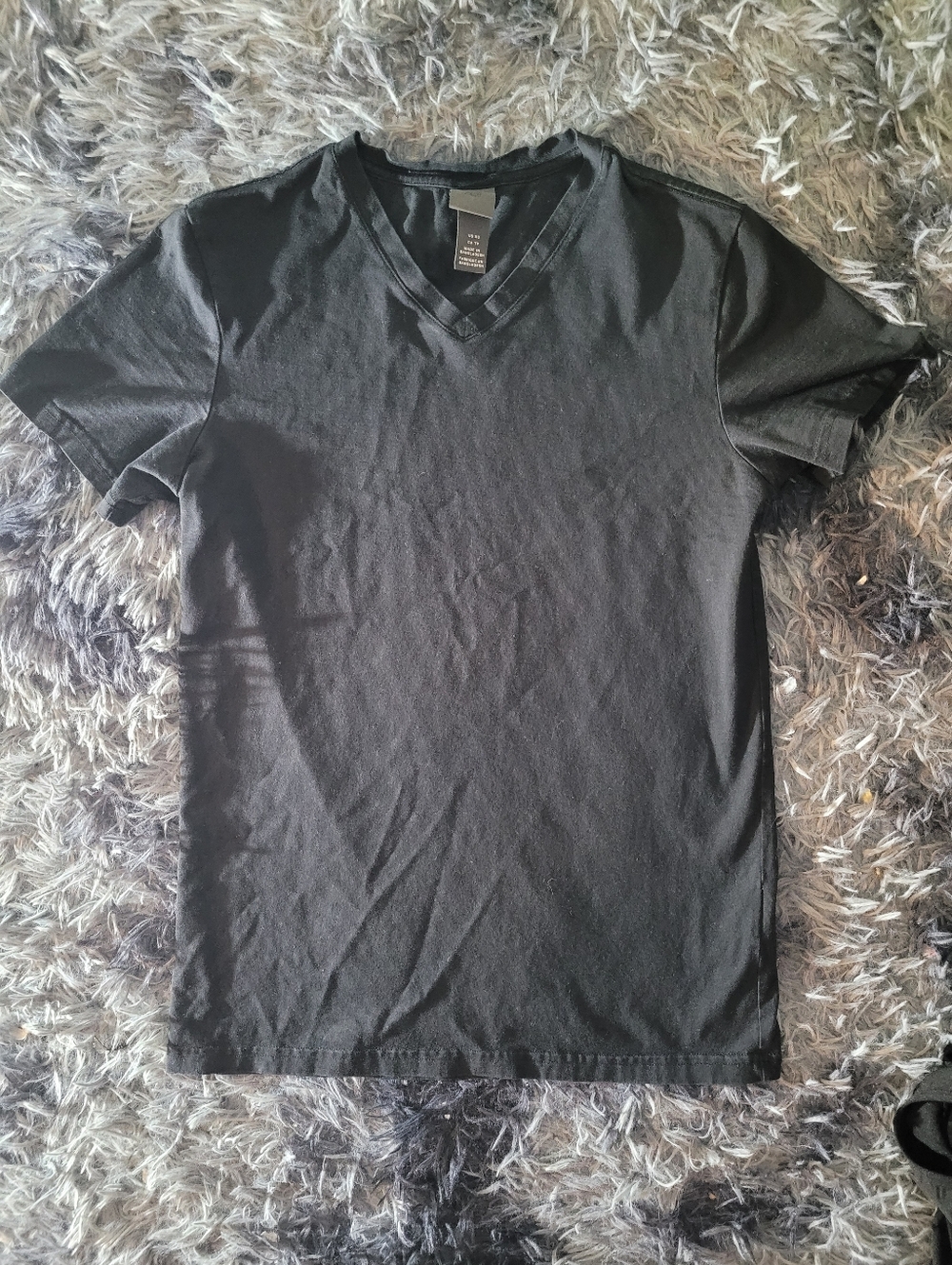 H&M Black V Neck Tshirt